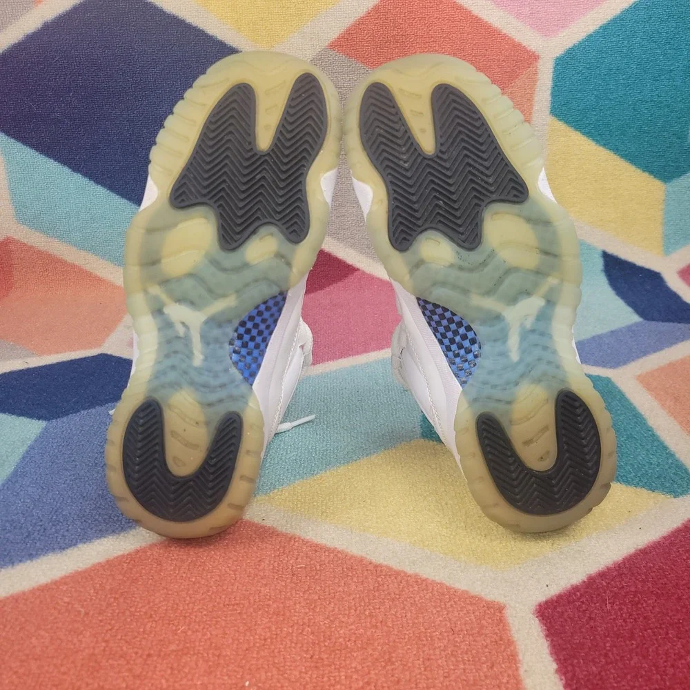 Jordan 11 Retro Low Legend Blue White University Blue‎ Size 7y